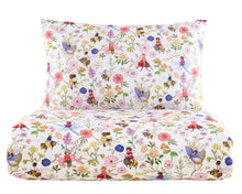 Load image into Gallery viewer, Garden Friends Duvet and Pillowcase Set