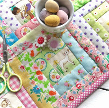 Load image into Gallery viewer, image by Helen Philipps