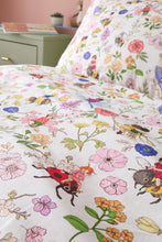 Load image into Gallery viewer, Garden Friends Duvet and Pillowcase Set
