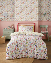 Load image into Gallery viewer, Garden Friends Duvet and Pillowcase Set
